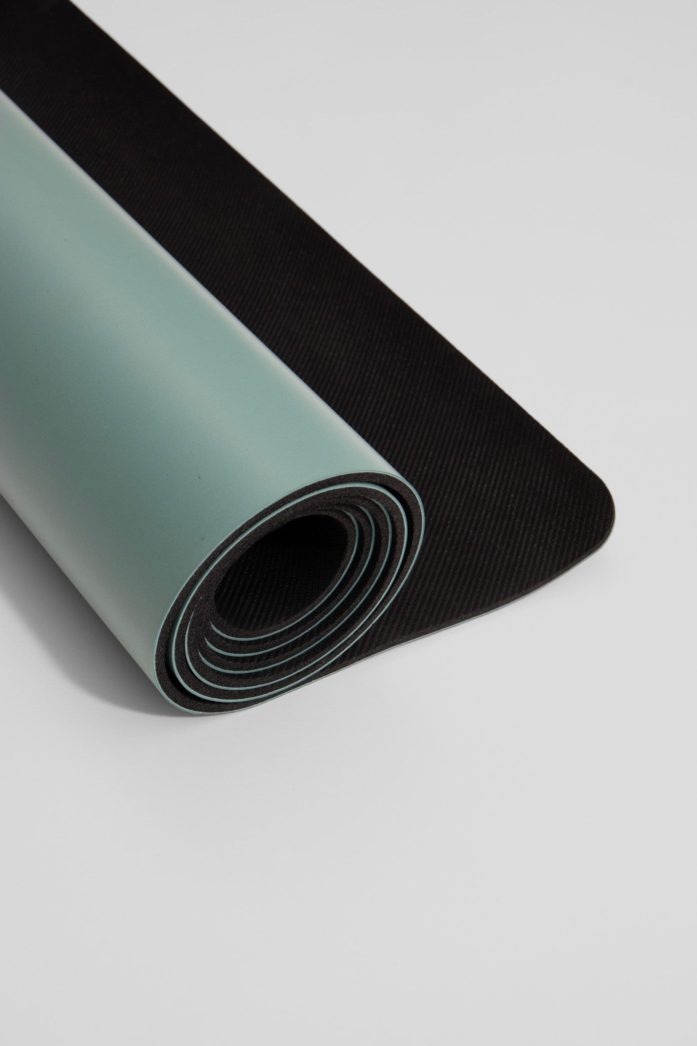 Amp flow yoga mat green